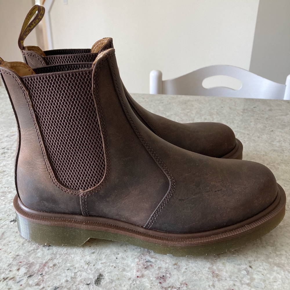 Dr Martens 2976 CRAZY HORSE LEATHER CHELSEA BOOTS